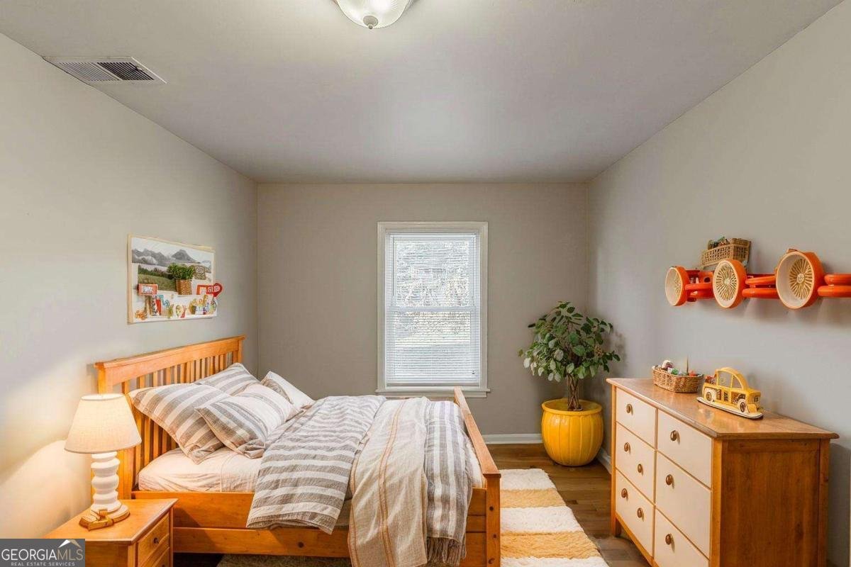1566 Liberty Avenue Atlanta - 8