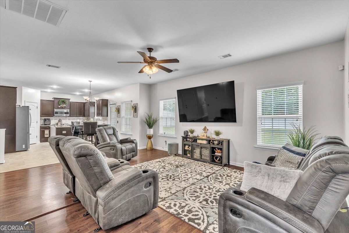 737 English Oak Drive Hinesville - 10