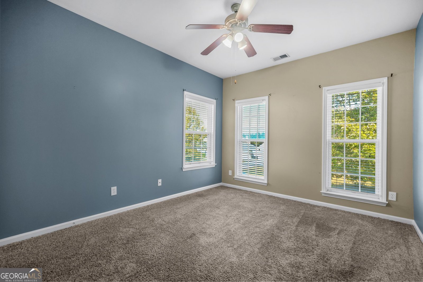 363 Safe Harbor Drive Dallas - 17
