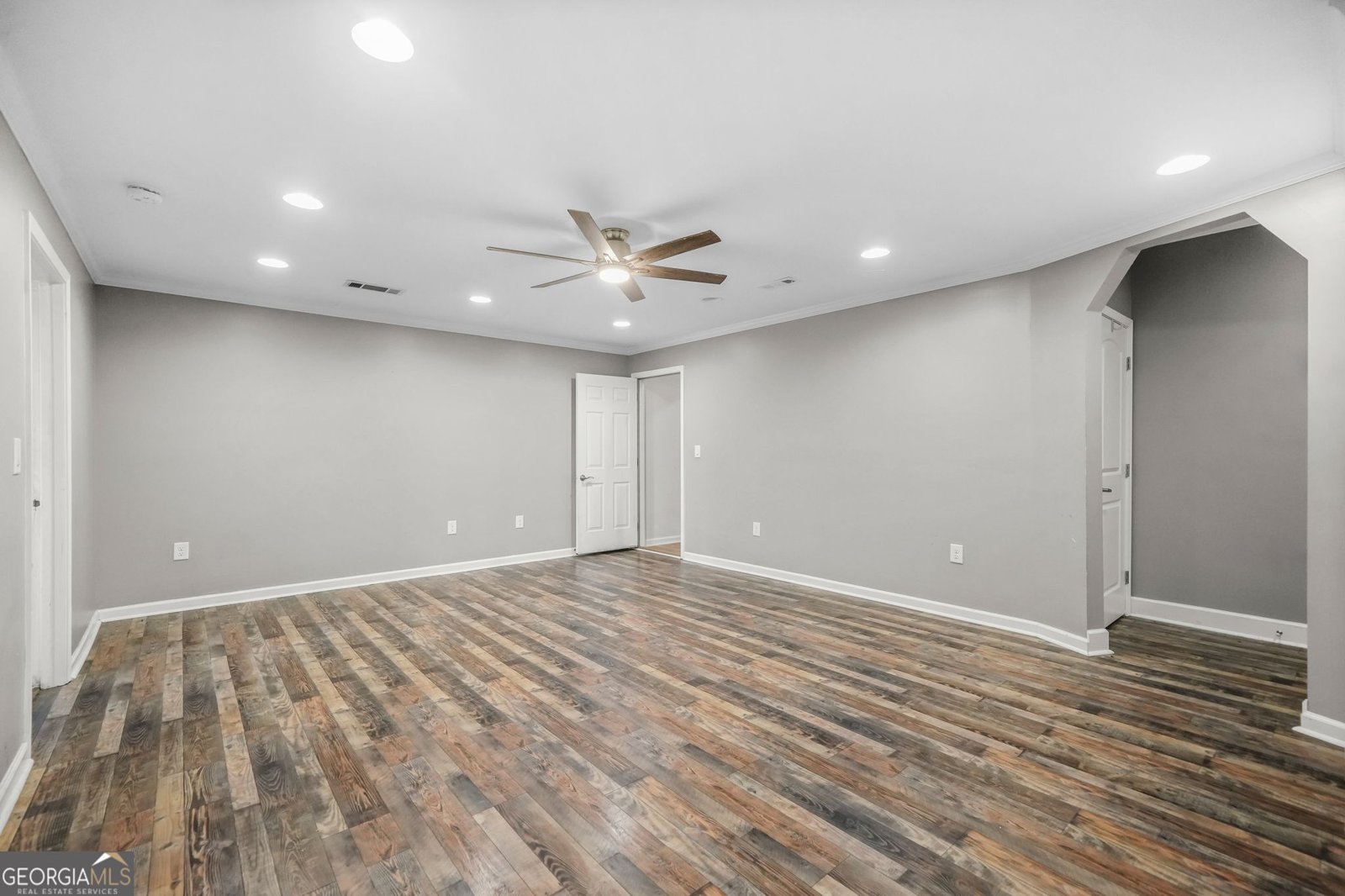363 Safe Harbor Drive Dallas - 22