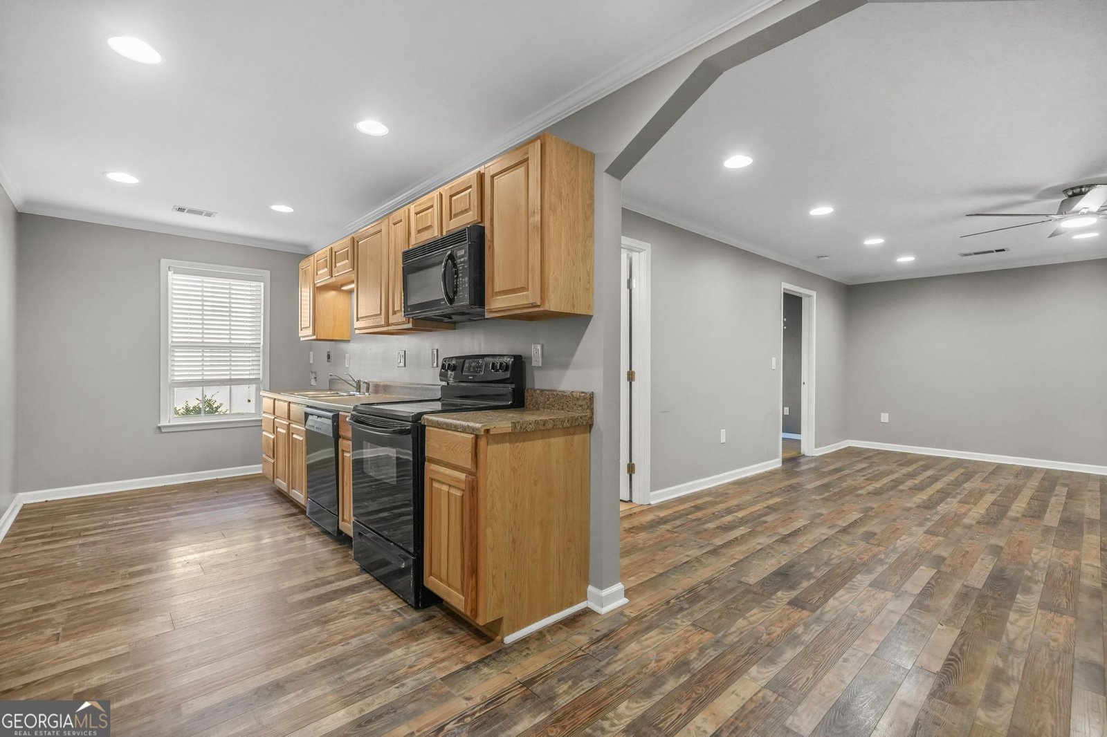 363 Safe Harbor Drive Dallas - 24