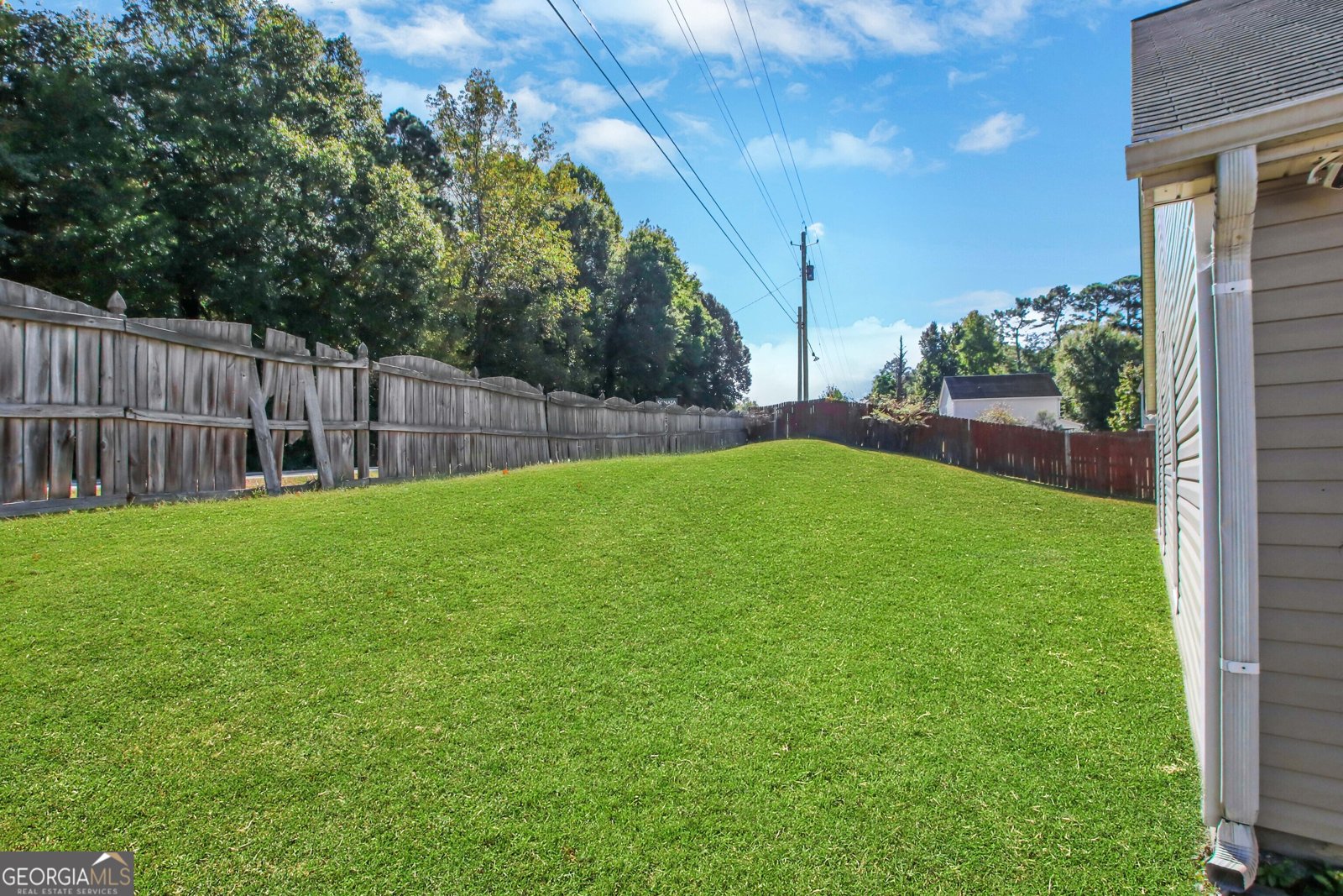 2850 Amerson Trail Ellenwood - 33