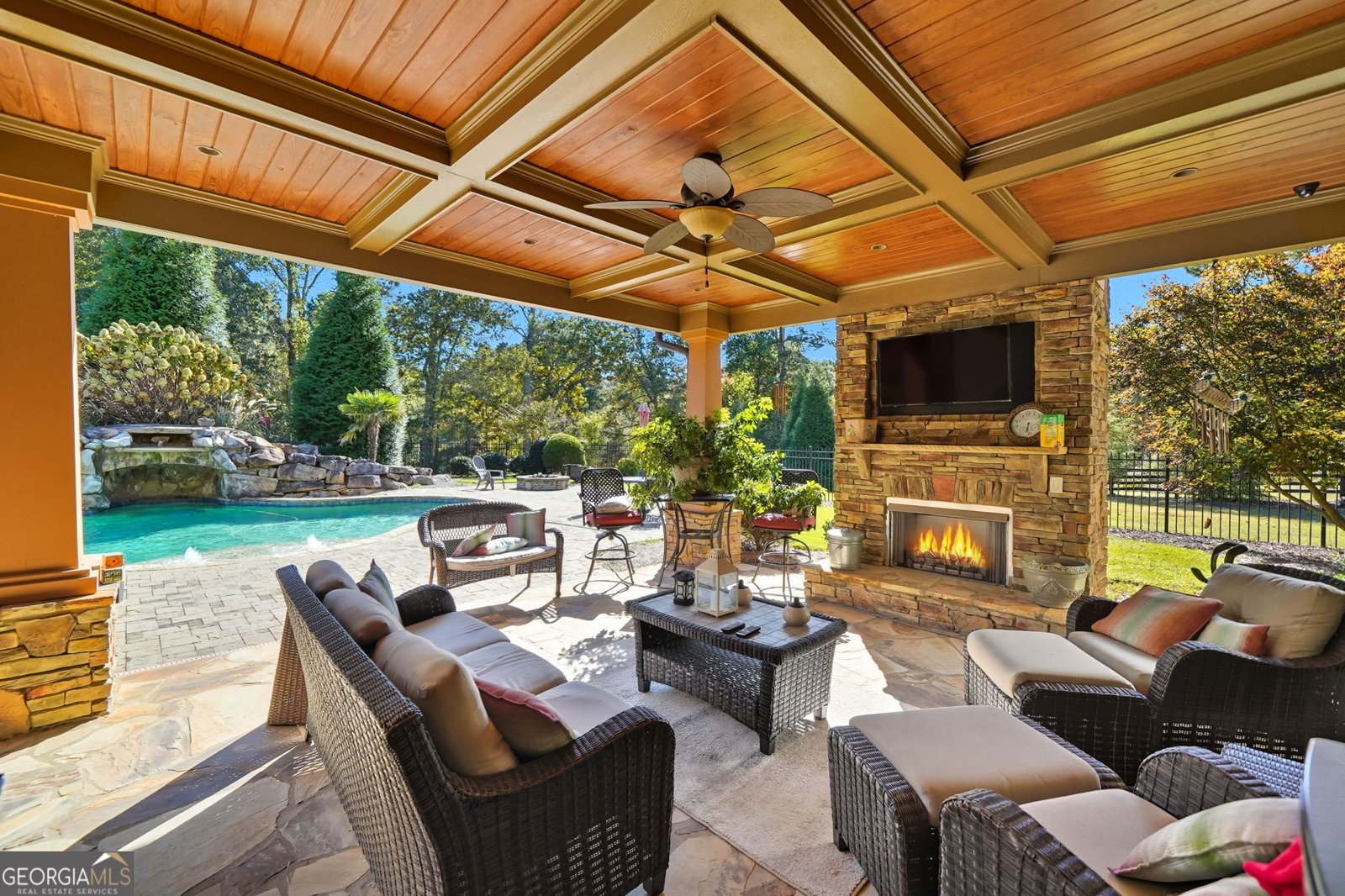 520 GADDIS Road Canton - 33