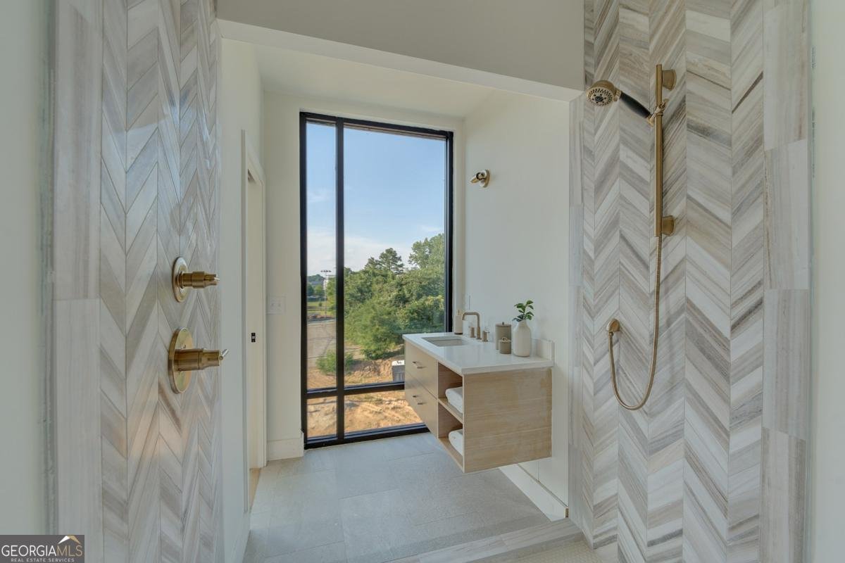 816 Berne Street Atlanta - 23