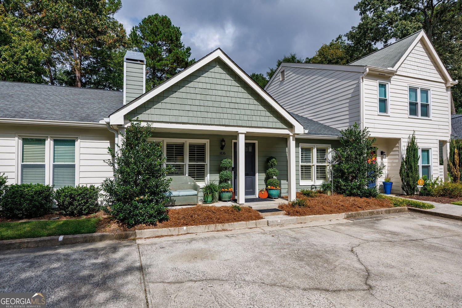 1836 Garden Court Brookhaven - 2