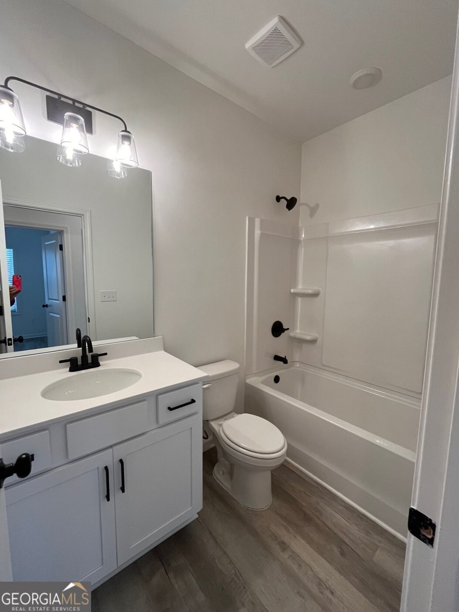 165 Jackson Heights Cleveland - 12