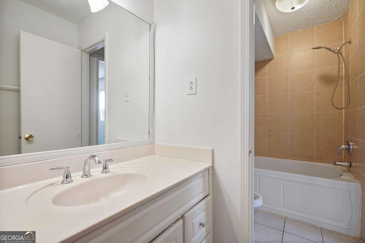 1596 Village Drive Norcross - 24