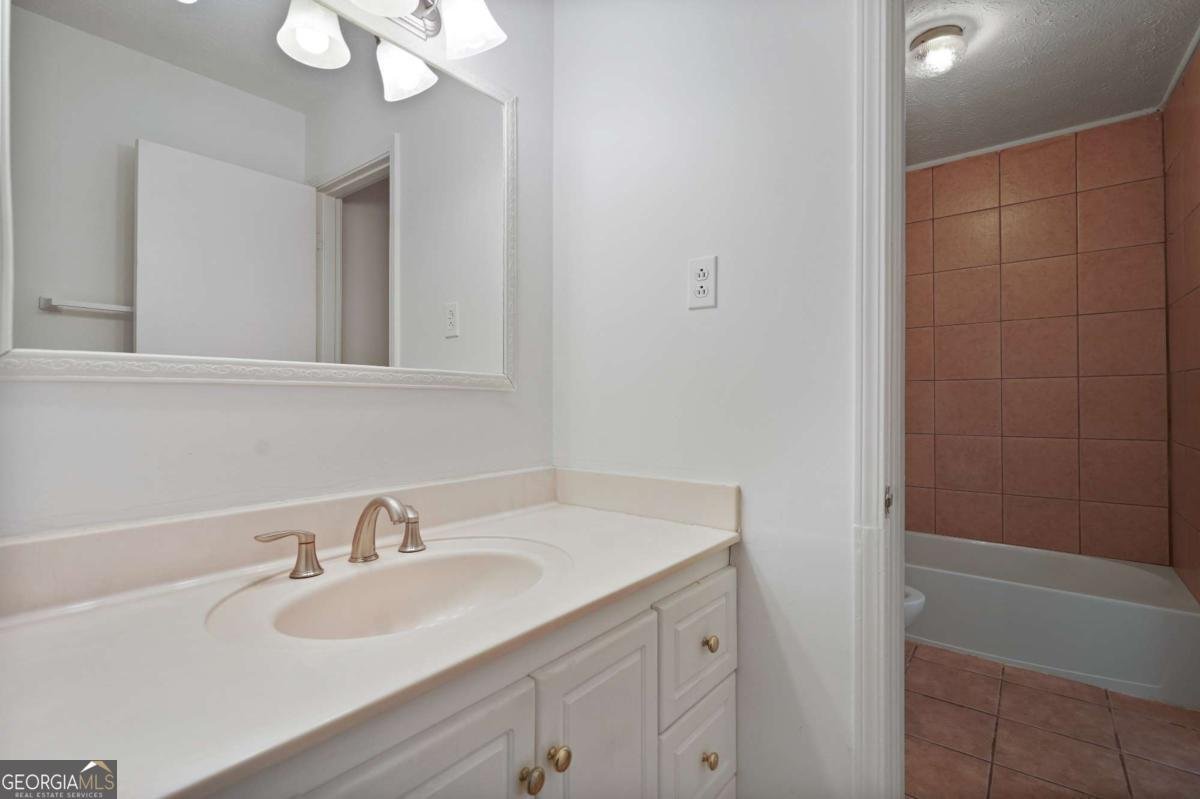 1596 Village Drive Norcross - 26