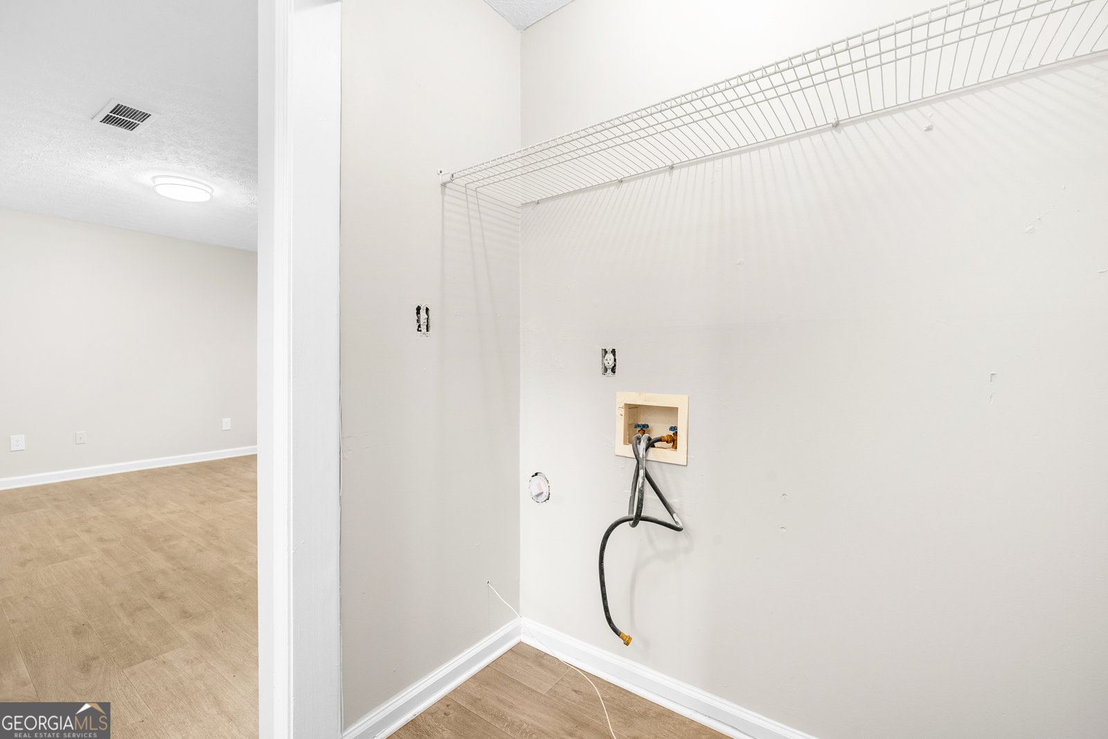 210 village Court Riverdale - 13