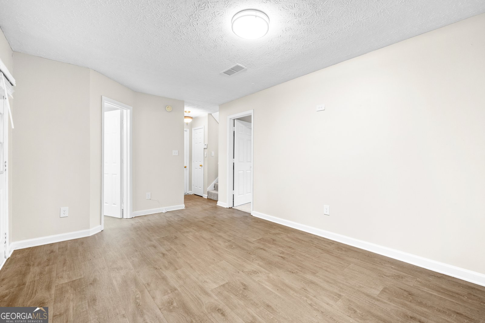 210 village Court Riverdale - 9