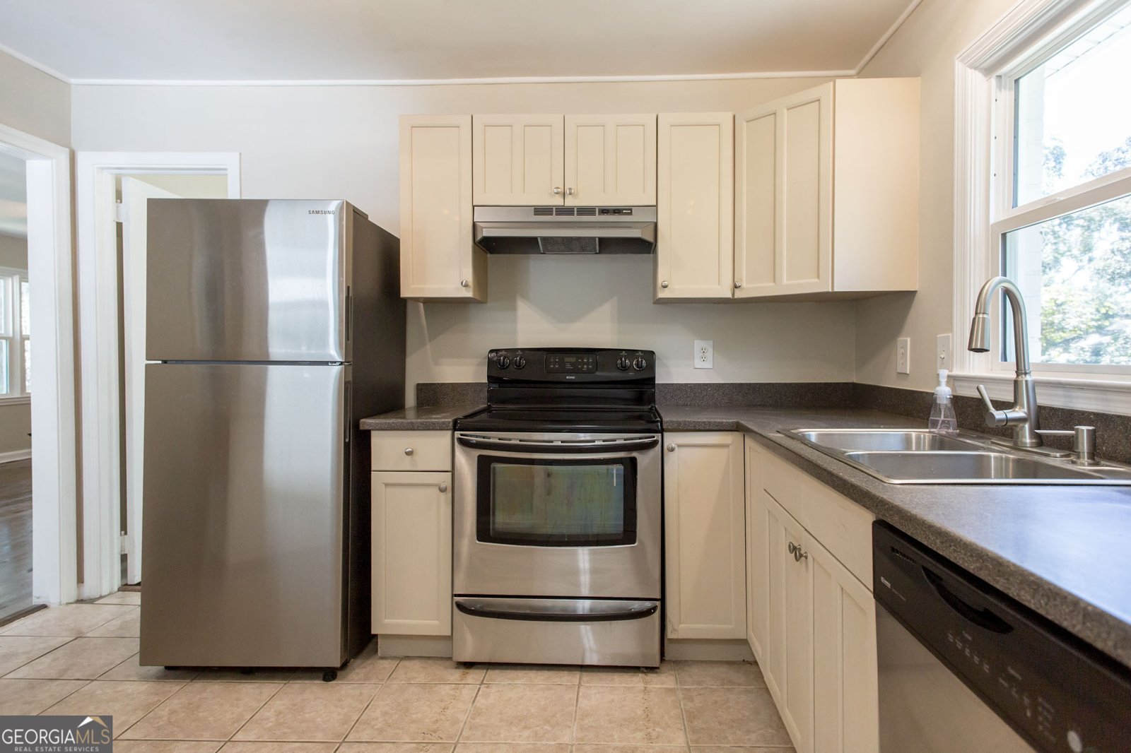 217 Norwich Street Brunswick - 12