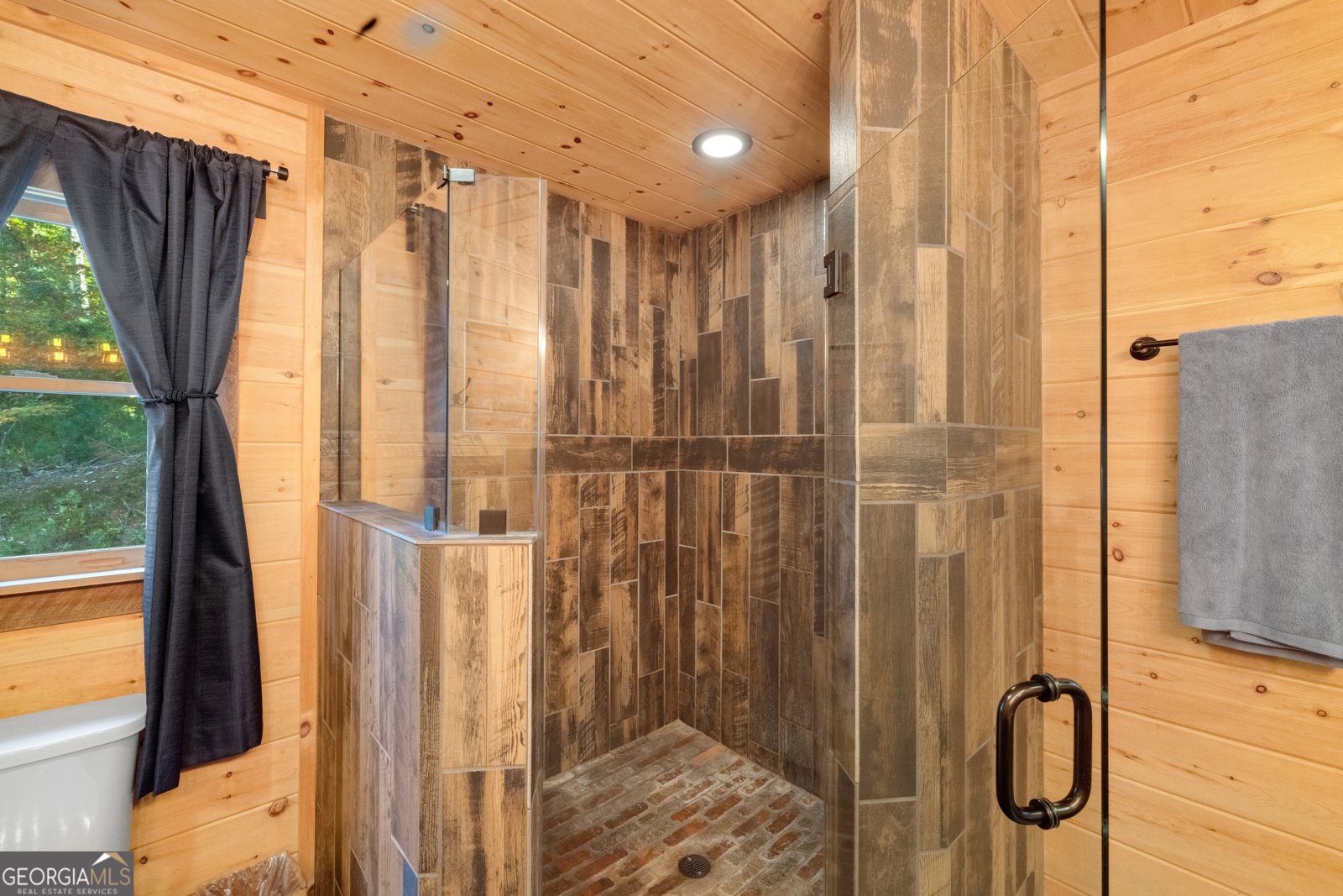 556 Grandeur Drive Blue Ridge - 27