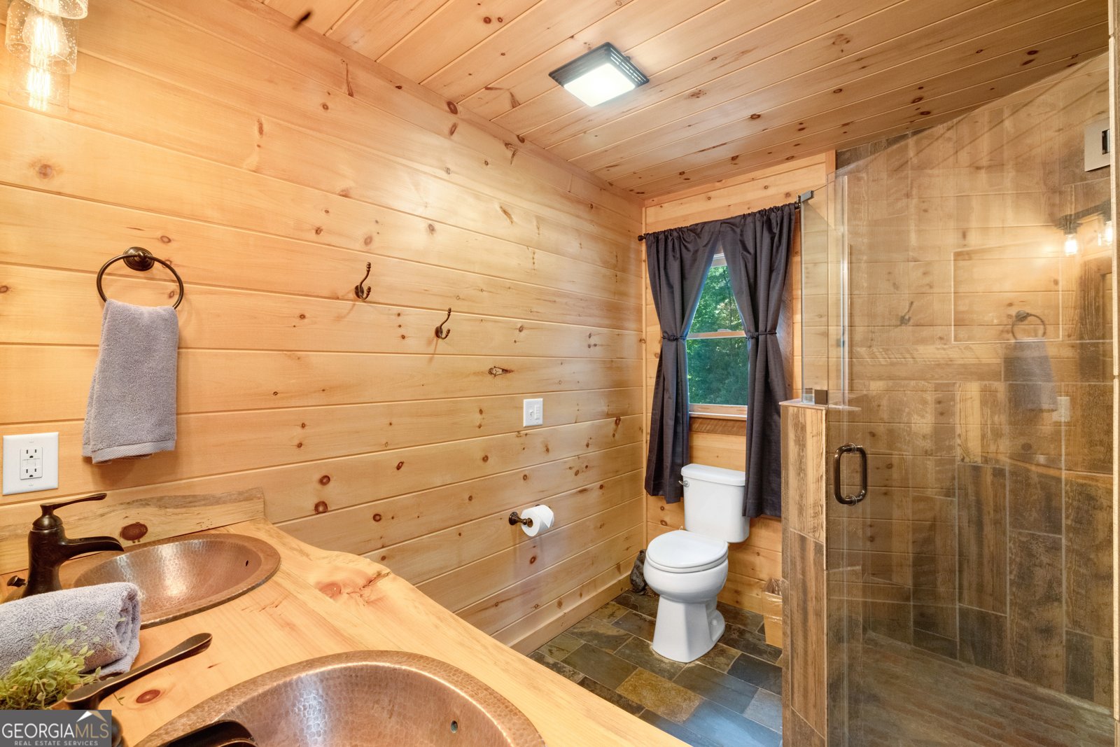 556 Grandeur Drive Blue Ridge - 28