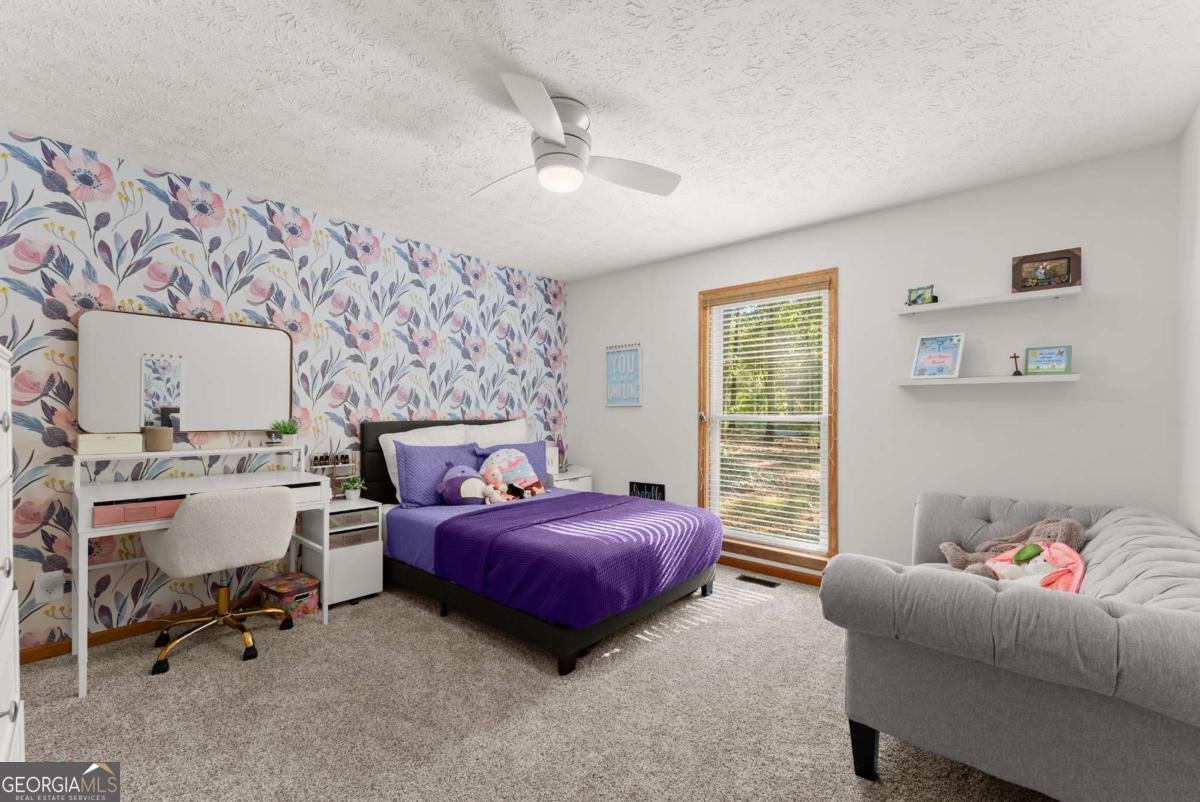 2856 Woodbriar Drive Gainesville - 27