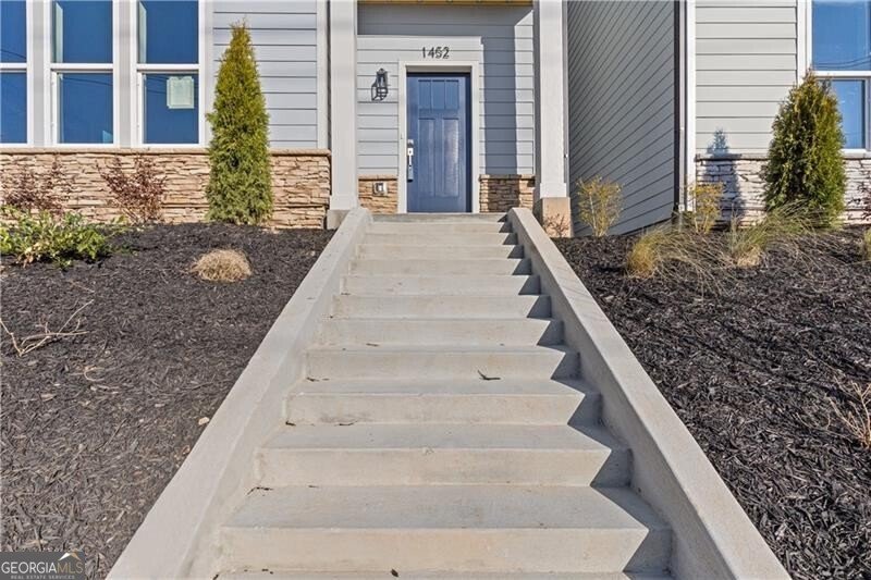 1452 Obie Avenue Atlanta - 2