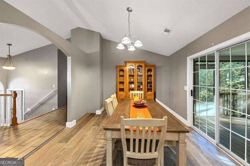 47 Wey Bridge Court White - 6