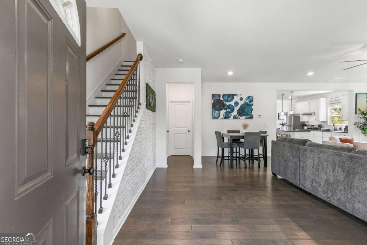 973 Mayson Turner Road Atlanta - 4