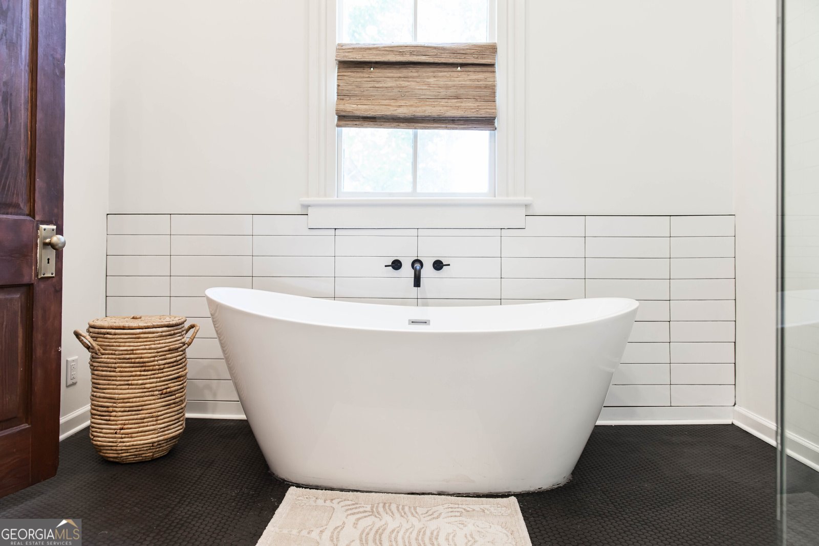 715 1st Avenue Columbus - 64