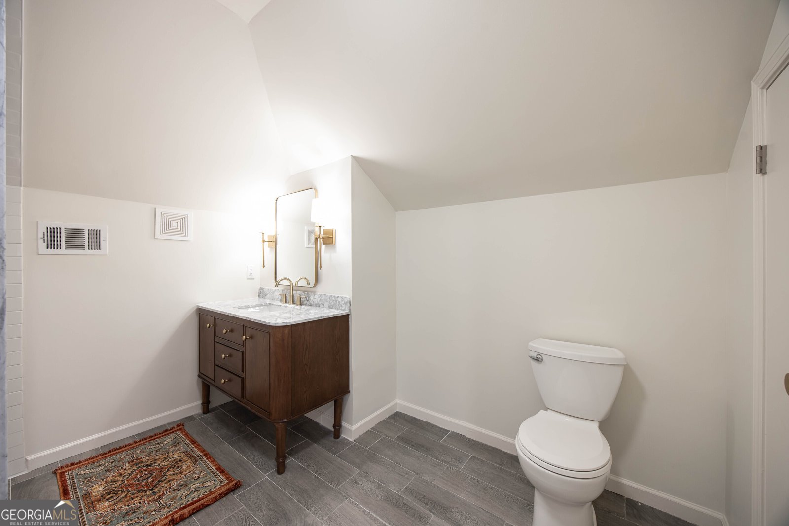 715 1st Avenue Columbus - 86