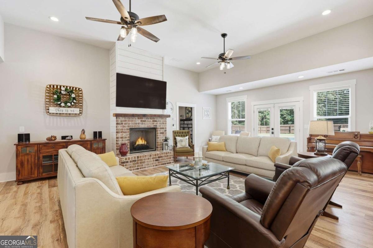 855 Geiger Road Jefferson - 21