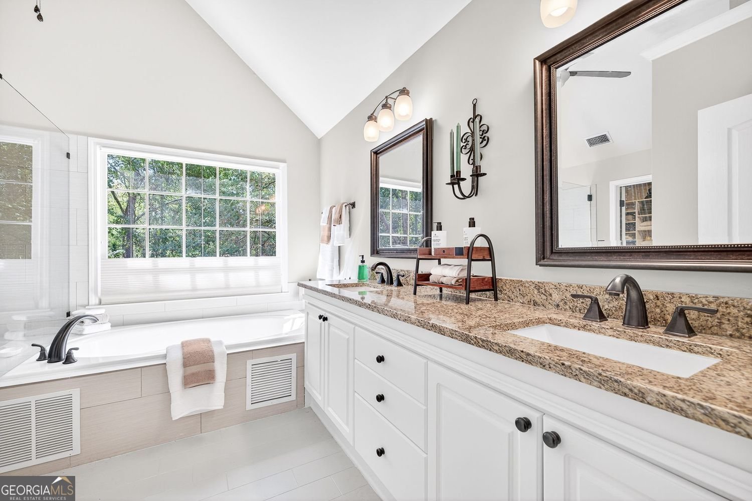 2882 Mitchell Cove Brookhaven - 18