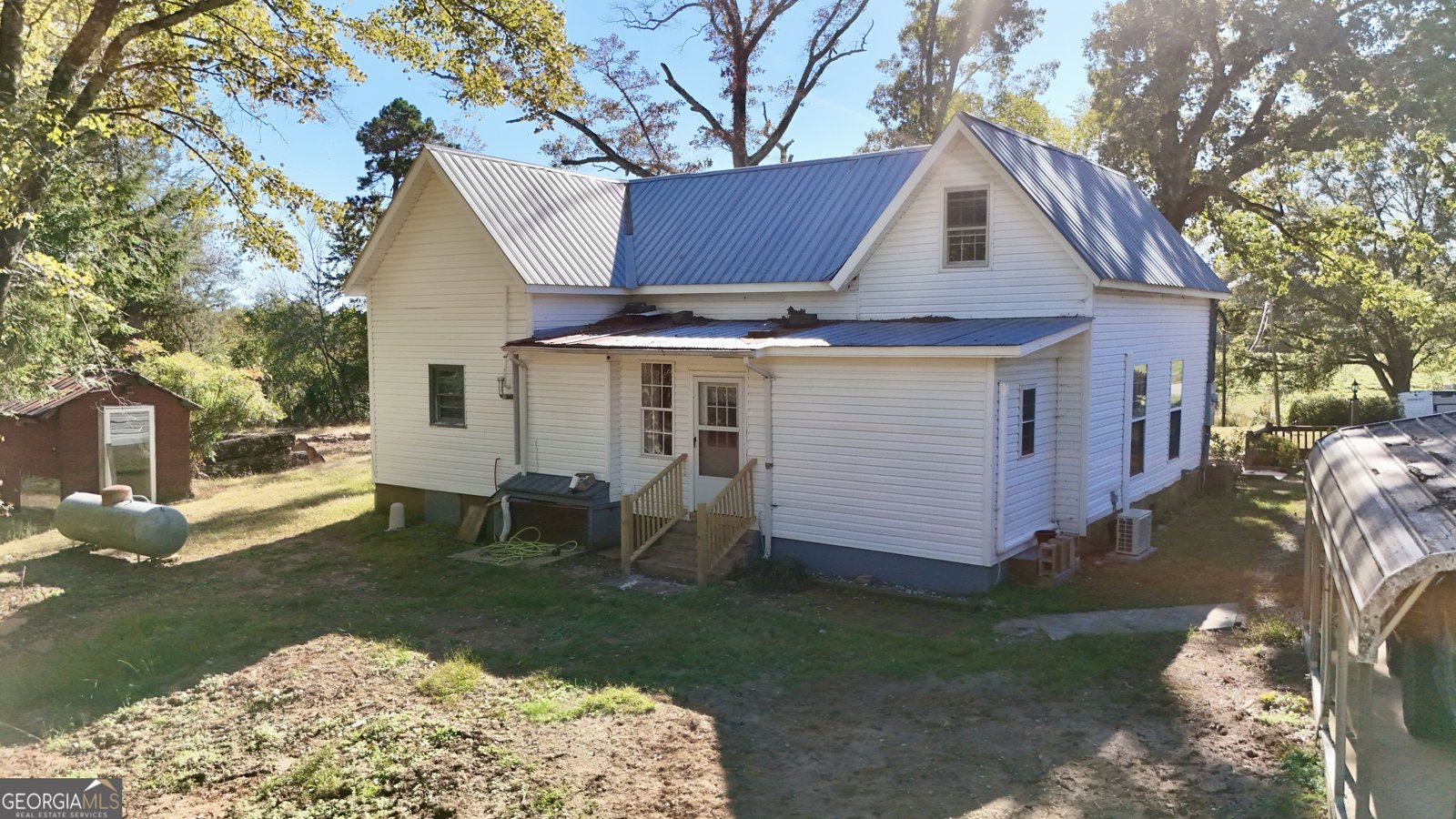 4850 New Liberty Road Clarkesville - 38