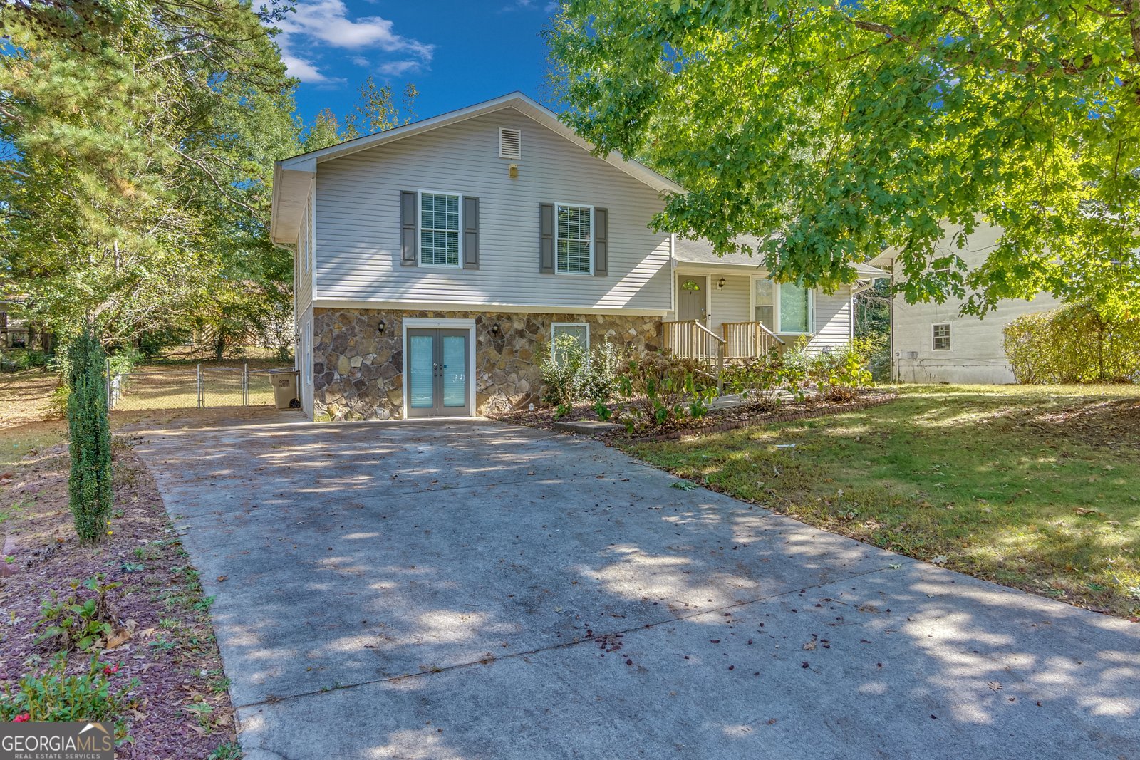 8876 Ashwood Drive Riverdale - 2