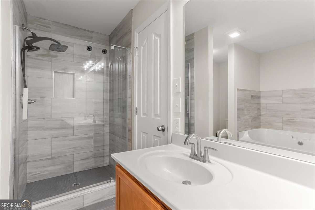 6071 Apple Grove Road Buford - 6