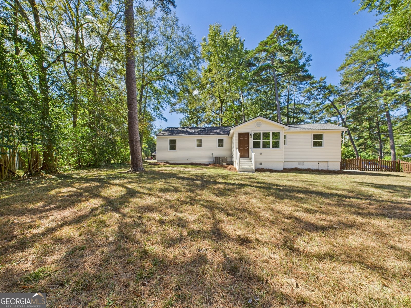2471 Old Holton Road Macon - 32