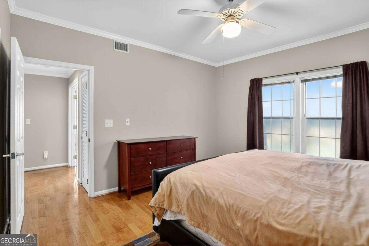 220 Renaissance Parkway Atlanta - 3