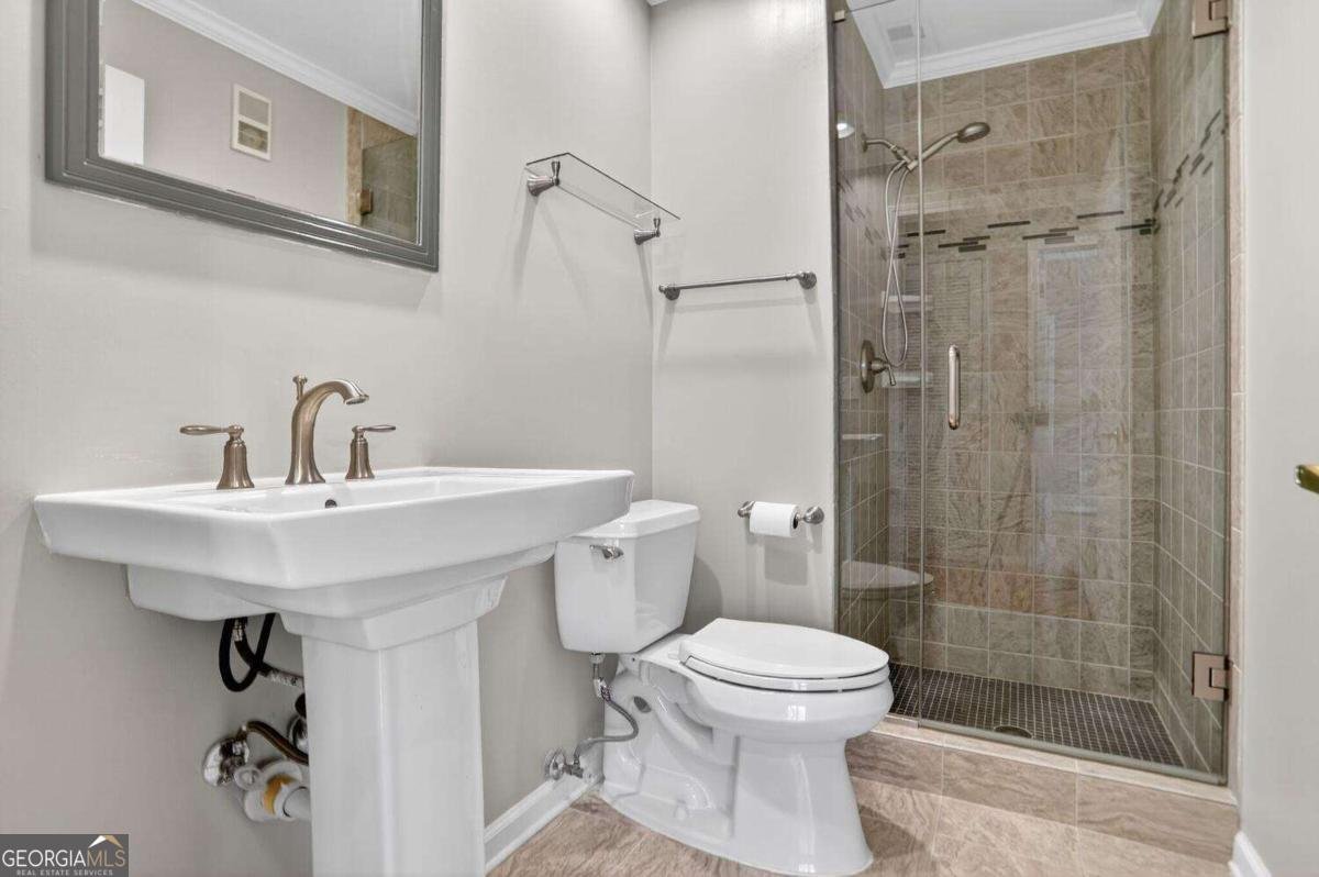 220 Renaissance Parkway Atlanta - 6