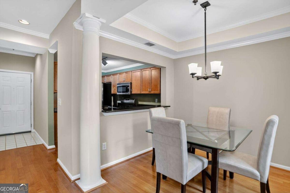 220 Renaissance Parkway Atlanta - 7