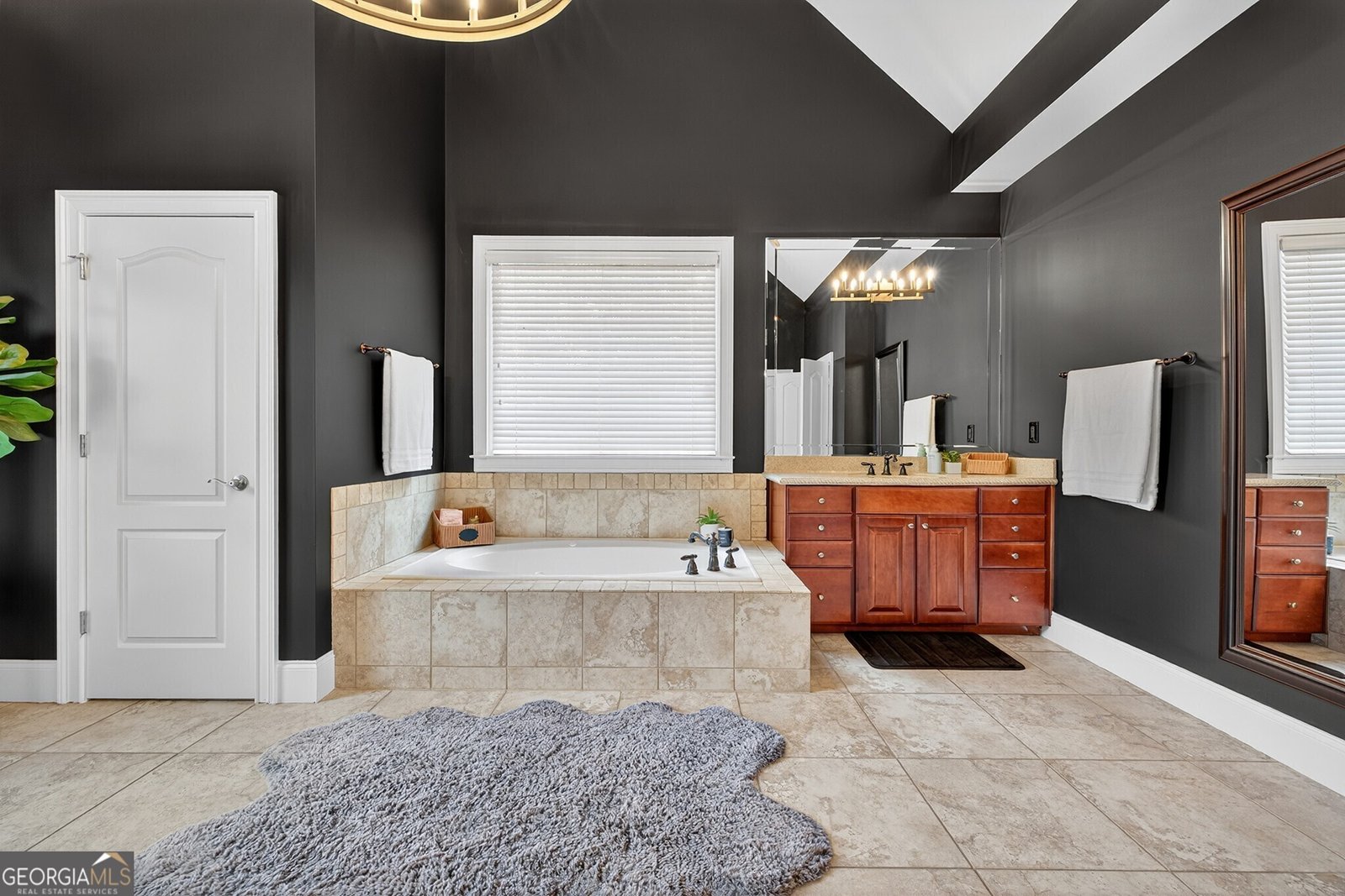 4759 Highland Point Drive Auburn - 34