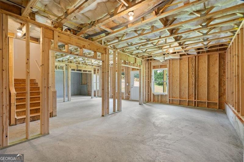 612 Grand Wehunt Drive Hoschton - 37