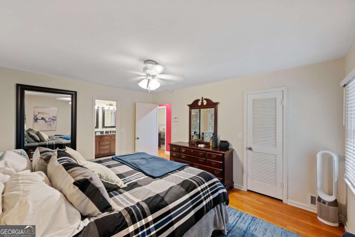 6610 Williamson Drive Sandy Springs - 24