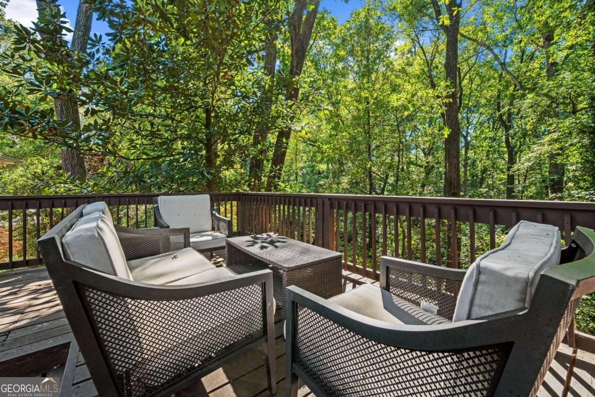 6610 Williamson Drive Sandy Springs - 38