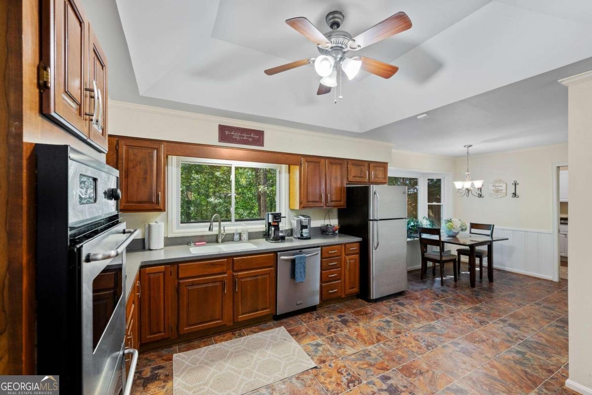 6610 Williamson Drive Sandy Springs - 6