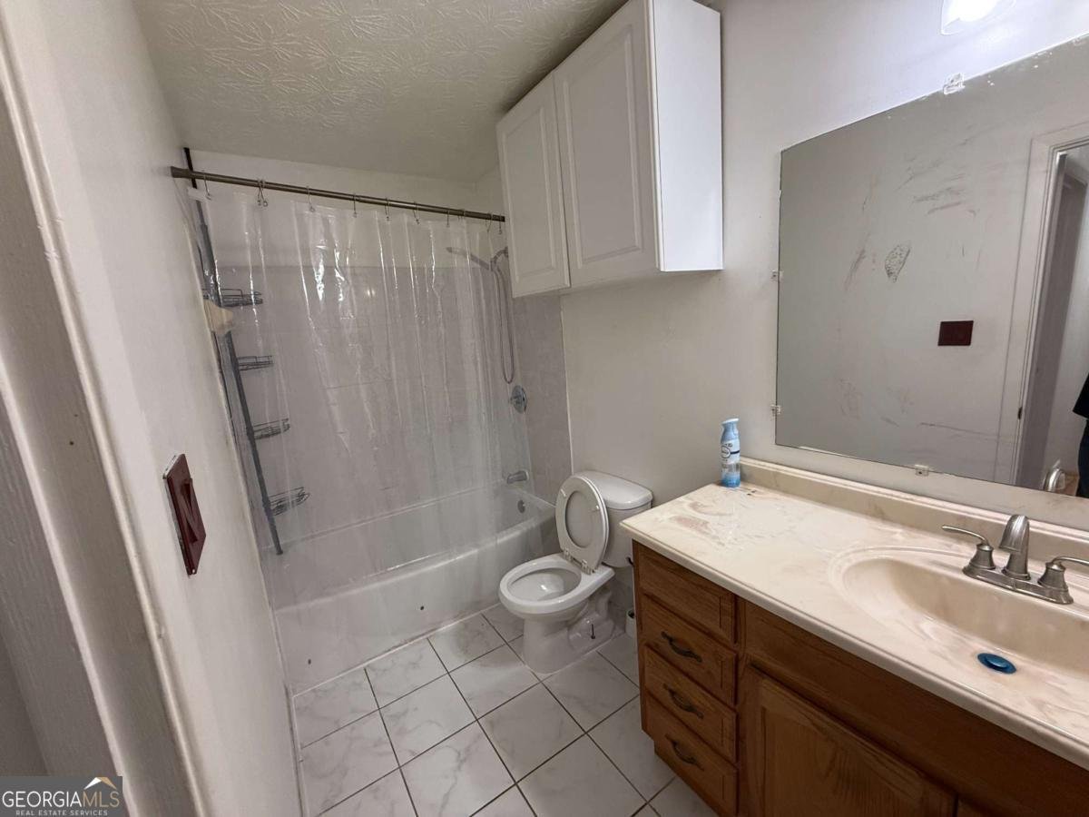 2956 Dekalb Drive Atlanta - 2