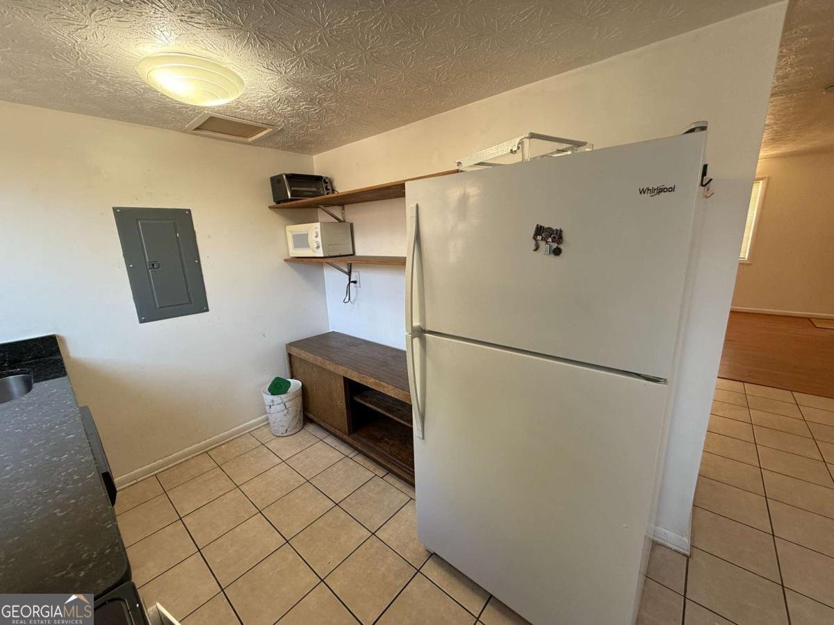 2956 Dekalb Drive Atlanta - 8