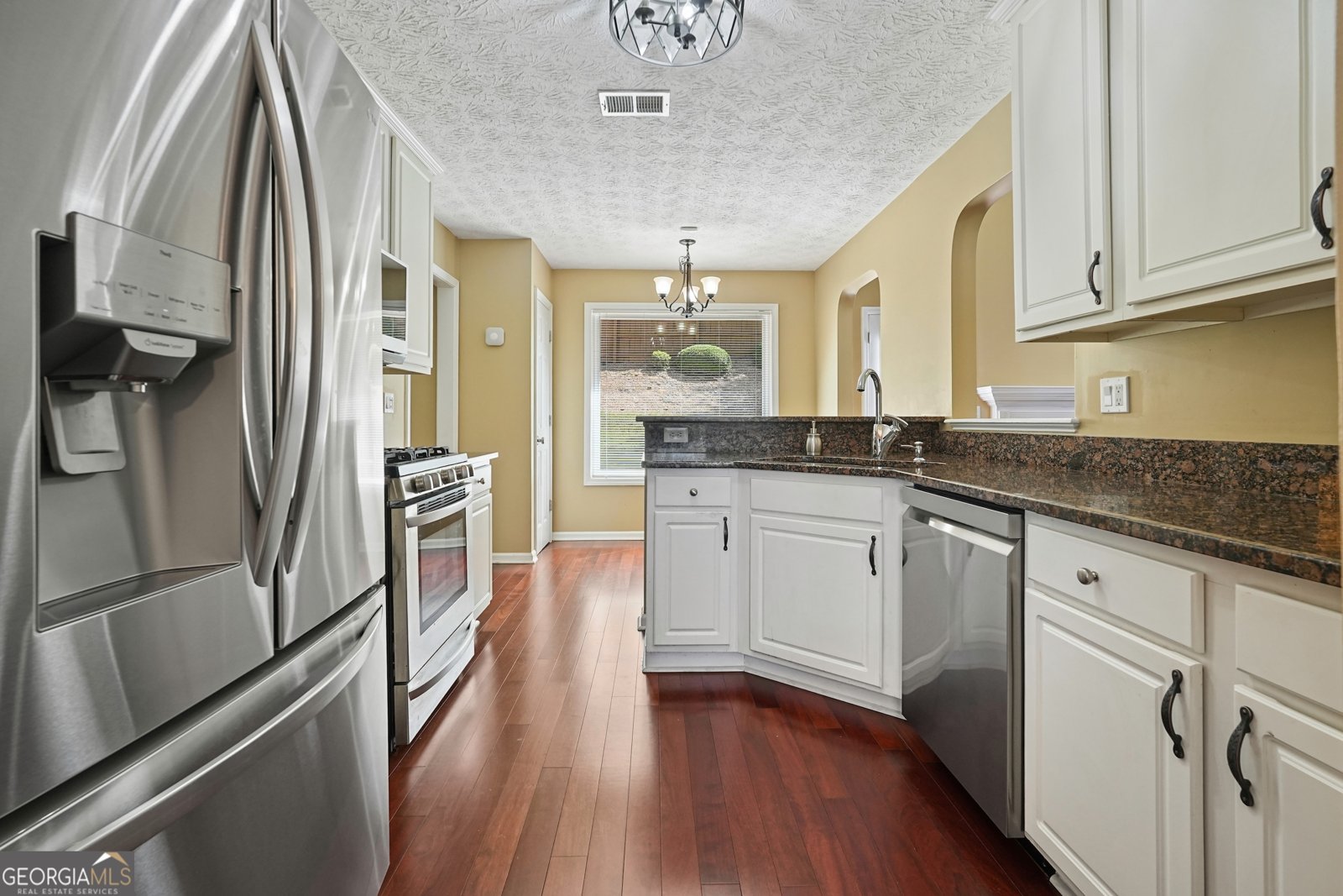 2404 Pondside Court Marietta - 8