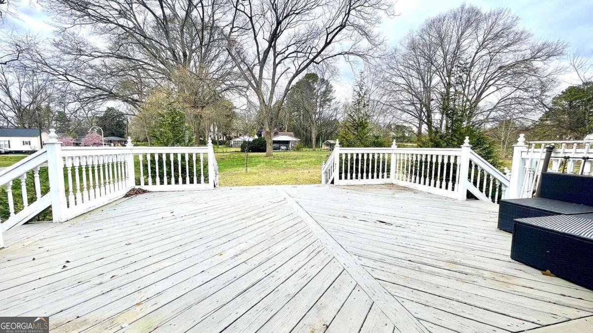 6 River Street Cave Spring - 14