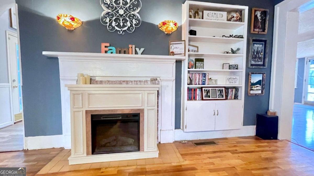 6 River Street Cave Spring - 32