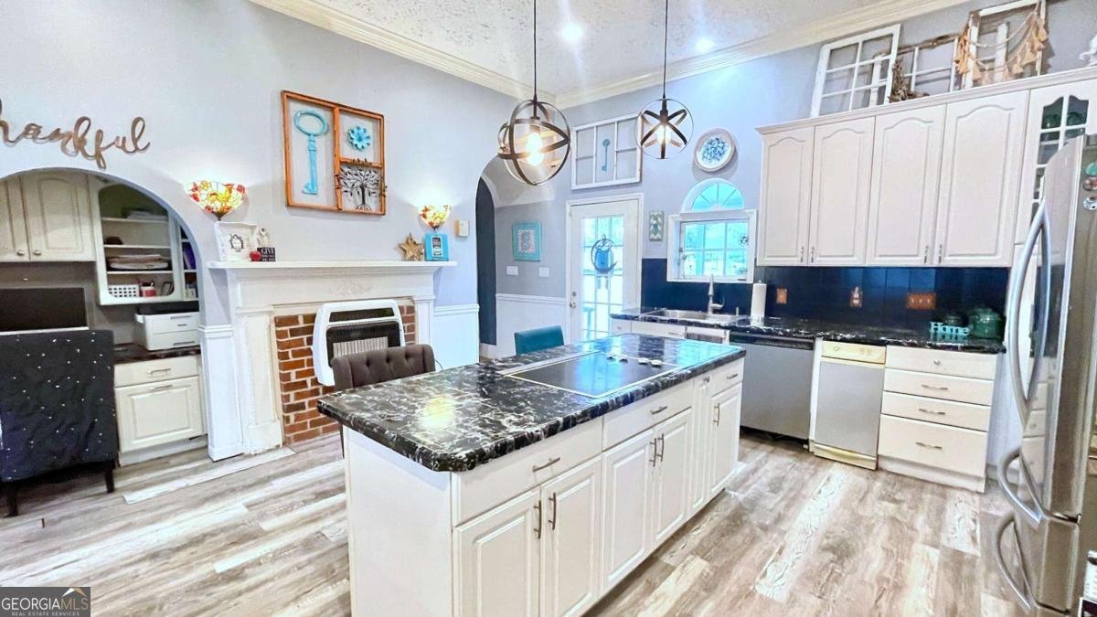 6 River Street Cave Spring - 37