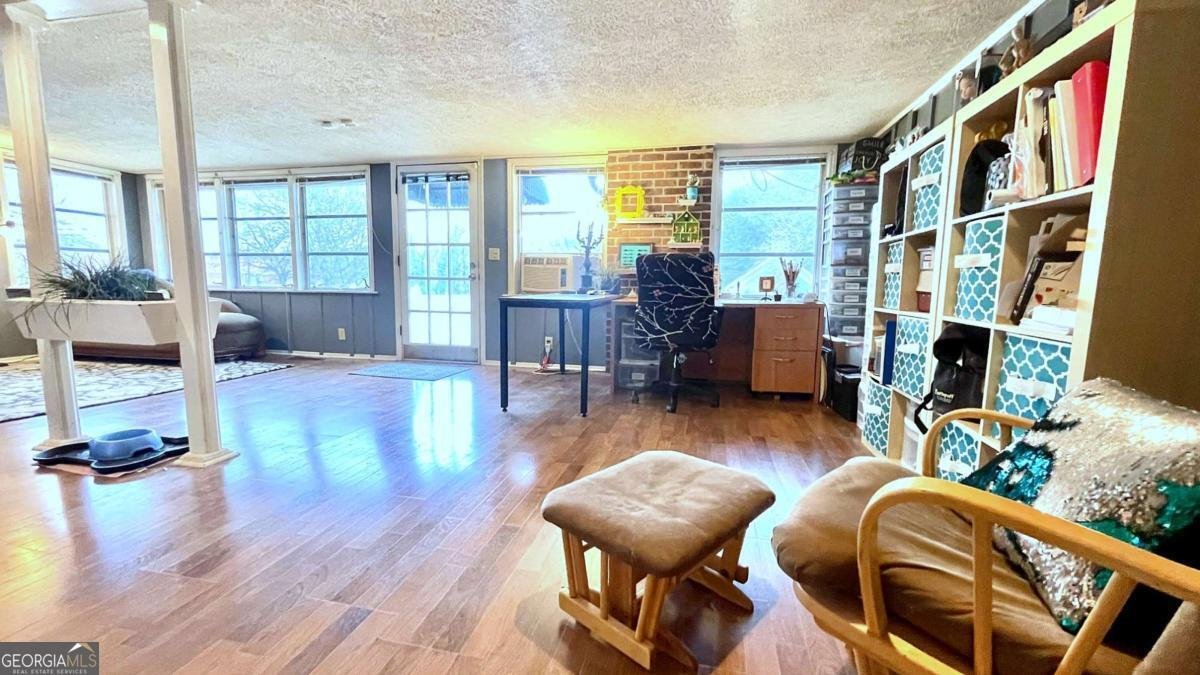 6 River Street Cave Spring - 44