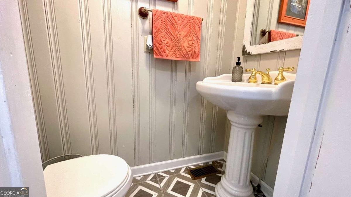 6 River Street Cave Spring - 59