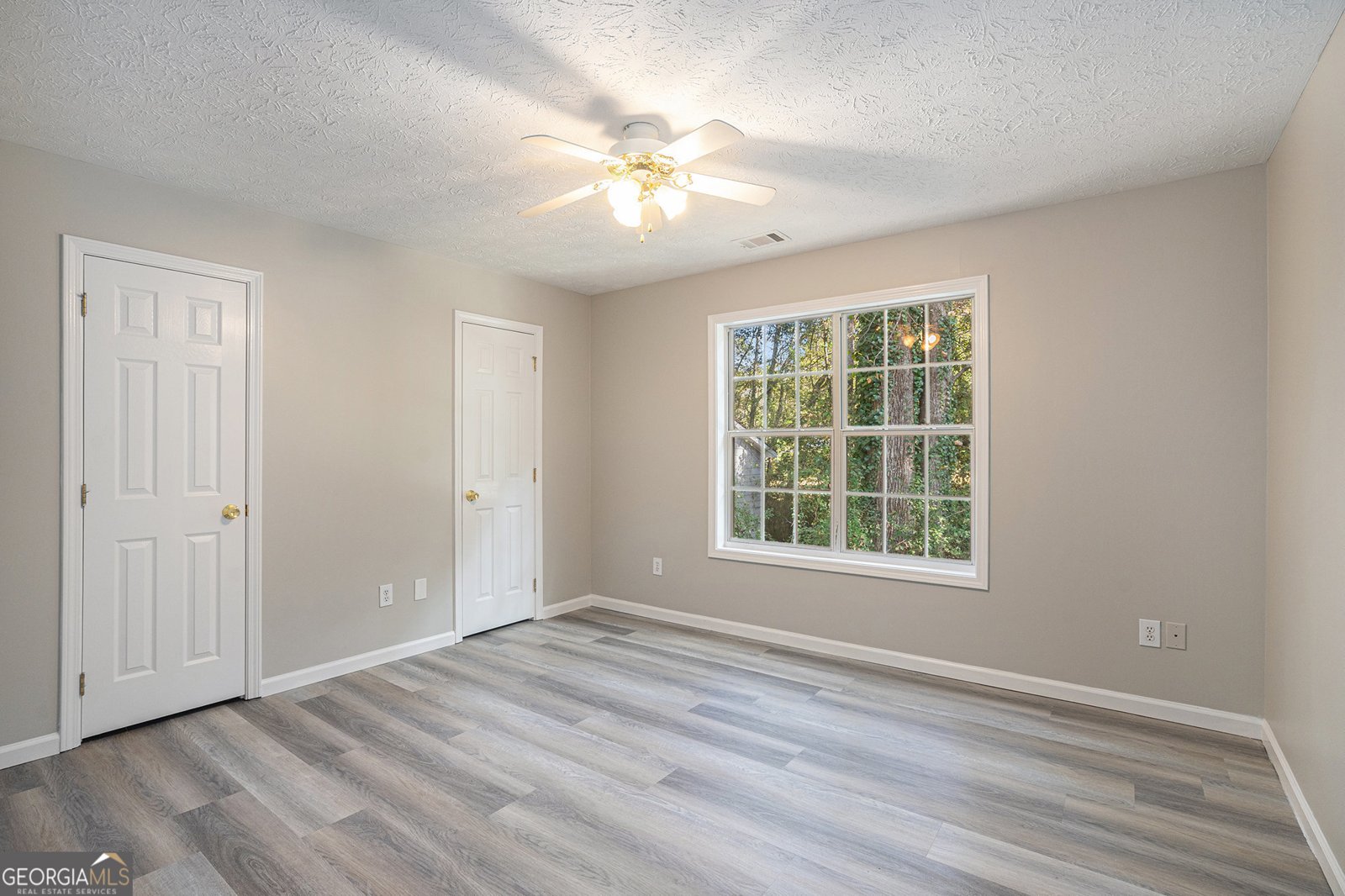133 Springbrook Drive Auburn - 14
