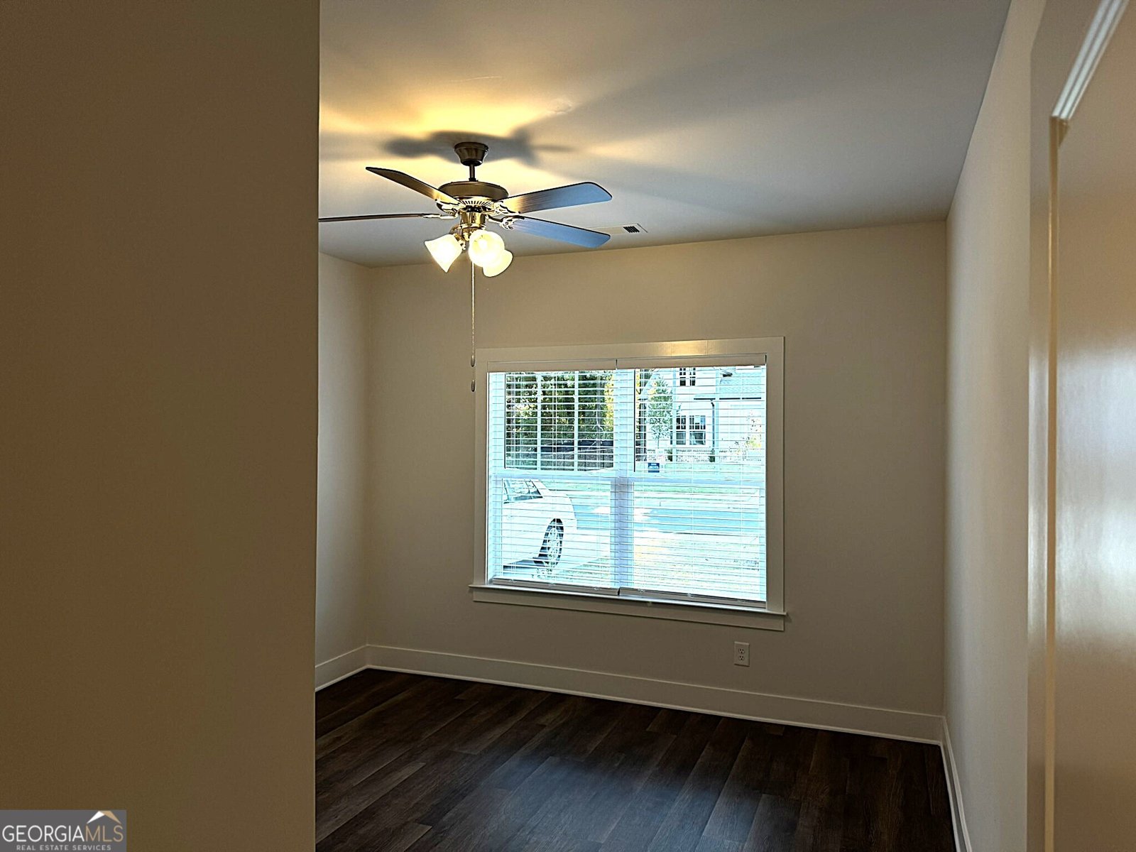 65 Village Court Cleveland - 13