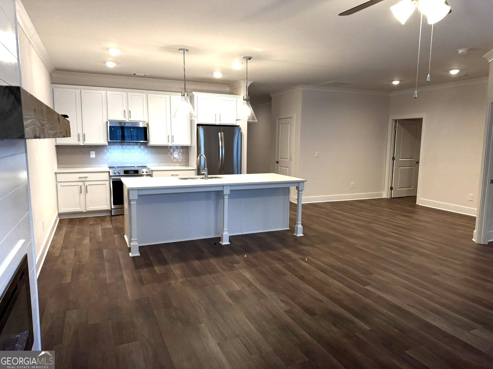 65 Village Court Cleveland - 3