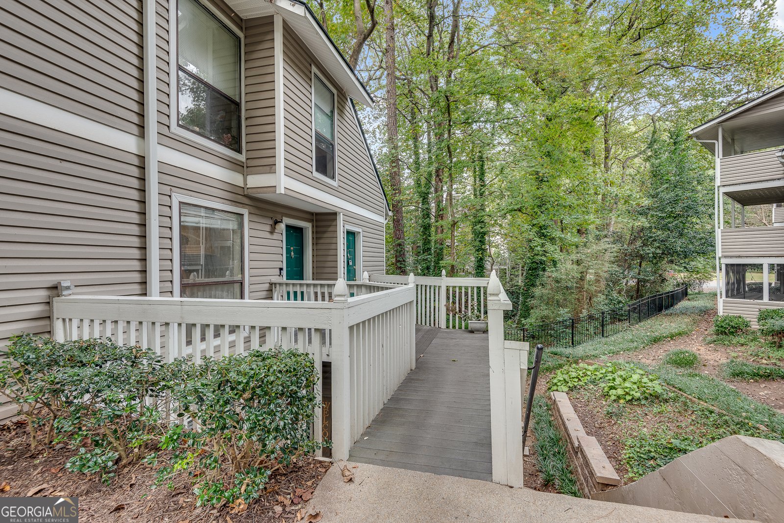 1214 Wynnes Ridge Circle Marietta - 2