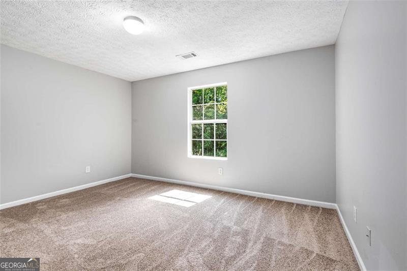 588 Elles Way Griffin - 25